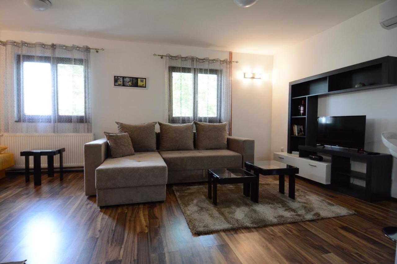 Apartmani Ogi I Ana باغينا باستا المظهر الخارجي الصورة